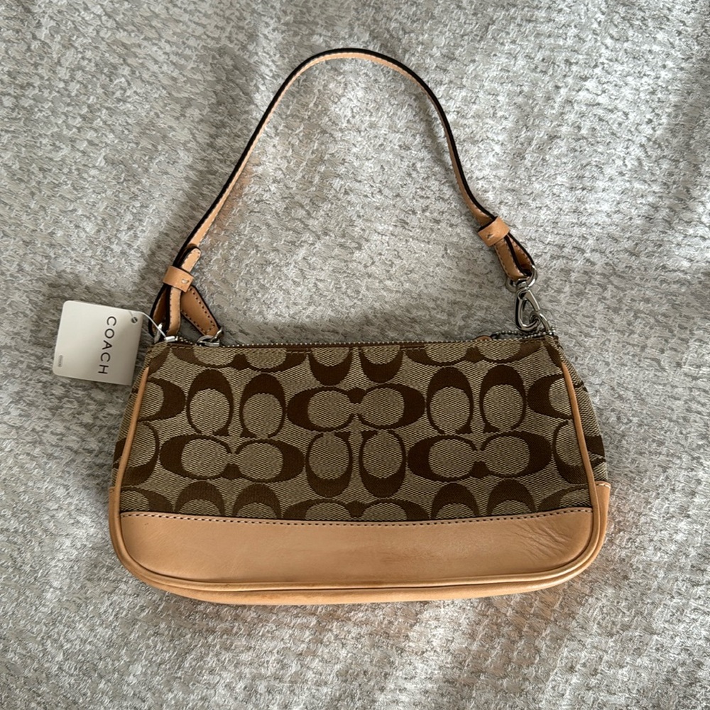 *Never Worn* Coach purse